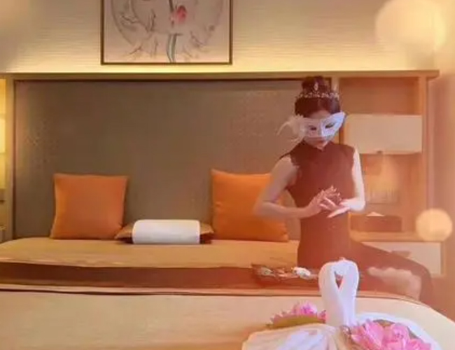 我在成都青羊体验了下高端男士按摩spa会馆，私人会所花样超多